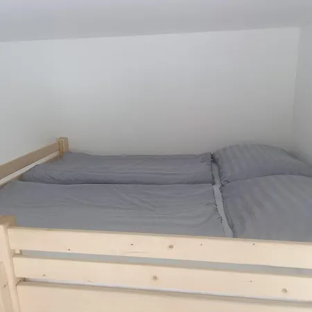 Denisa Apartment